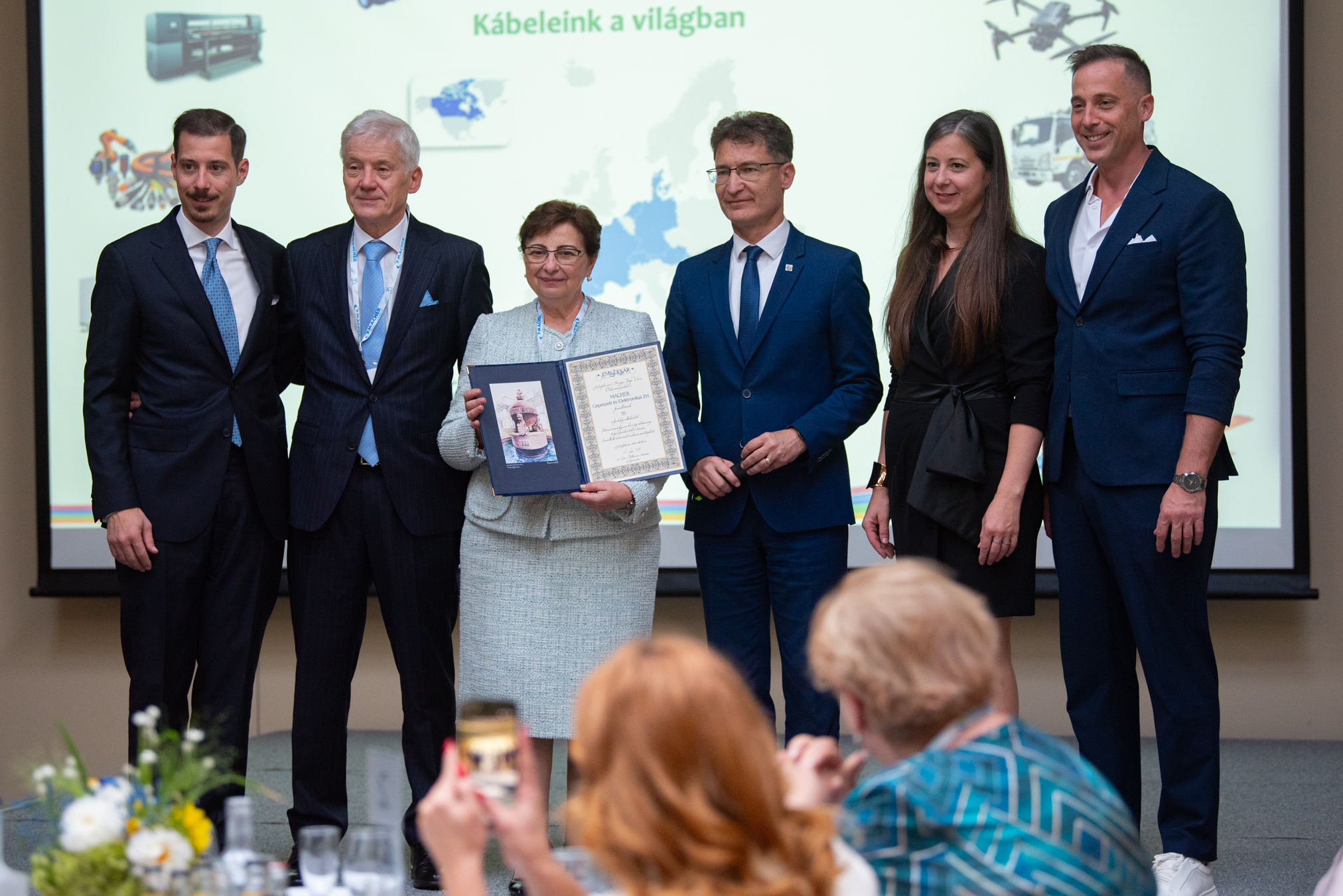 Harmincöt éves fennállását ünnepelte a MACHER Zrt. a Magyar Királyban