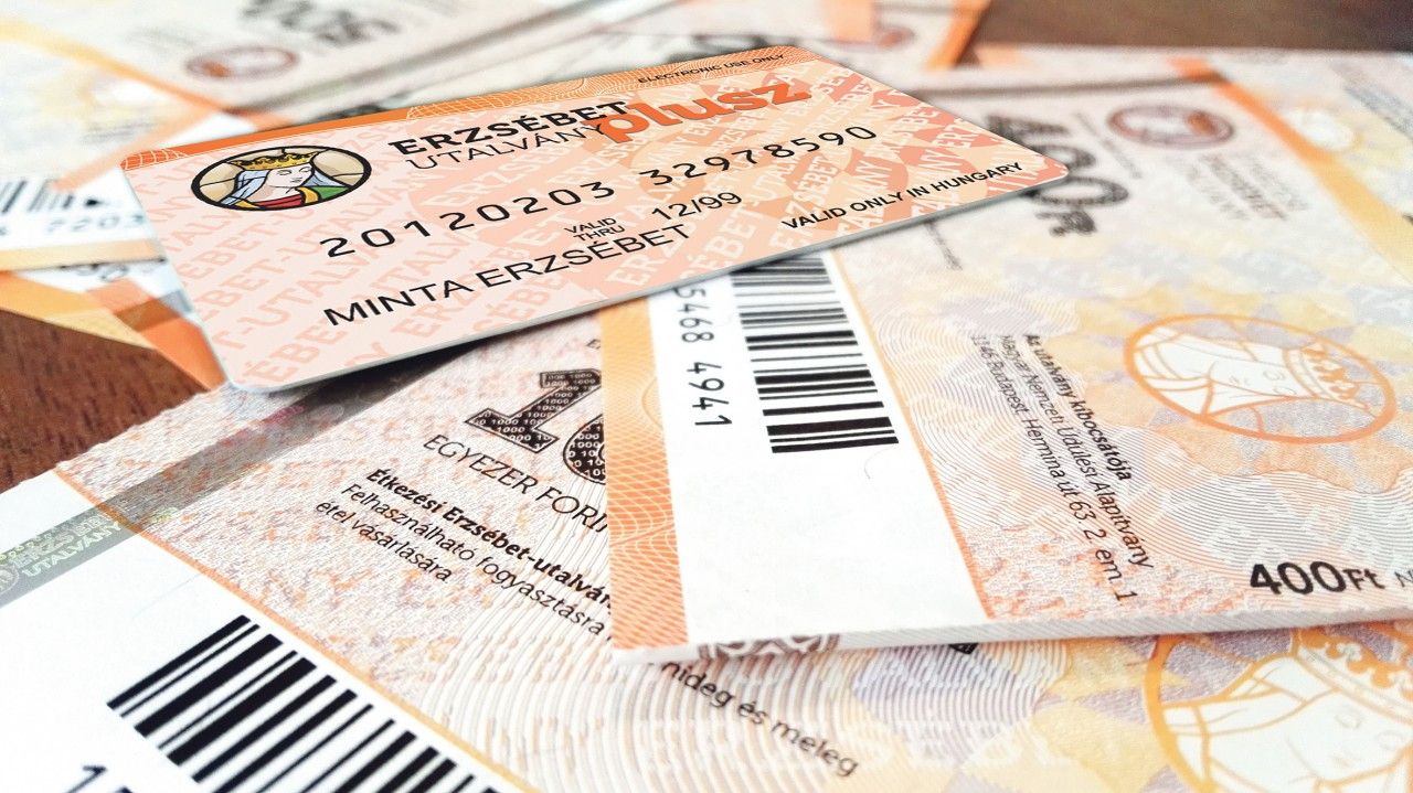 Erzsébet-utalványok pótlólagos átadása december 1-jén